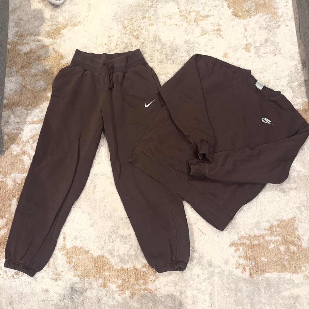 Nike Women’s Set